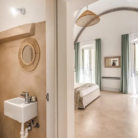 Palazzo Santa Caterina - Le Di Valentina גאליפולי