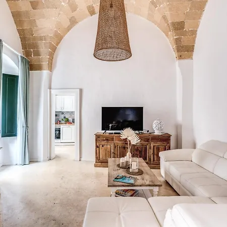 Palazzo Santa Caterina - Le Di Valentina Апартаменты *